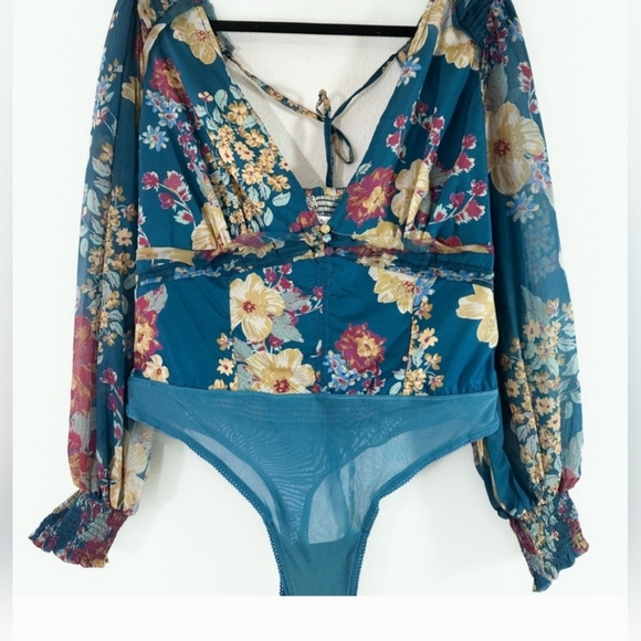 FP Wanderlust Jade Floral Thong Bodysuit W/Balloon Sleeves & Cinched Back - Picture 6 of 14